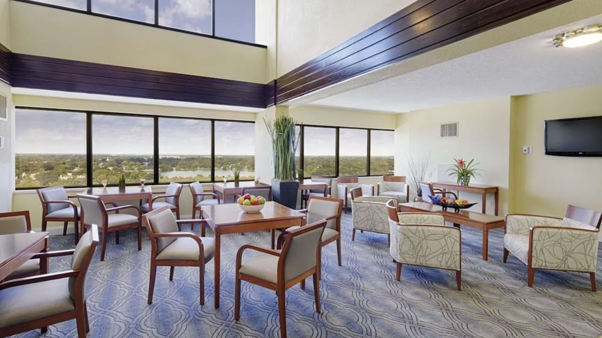 Coworking lounge at DoubleTree By Hilton Orlando Downtown.
