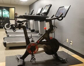 Fitness center at DoubleTree By Hilton Sonoma Wine Country.