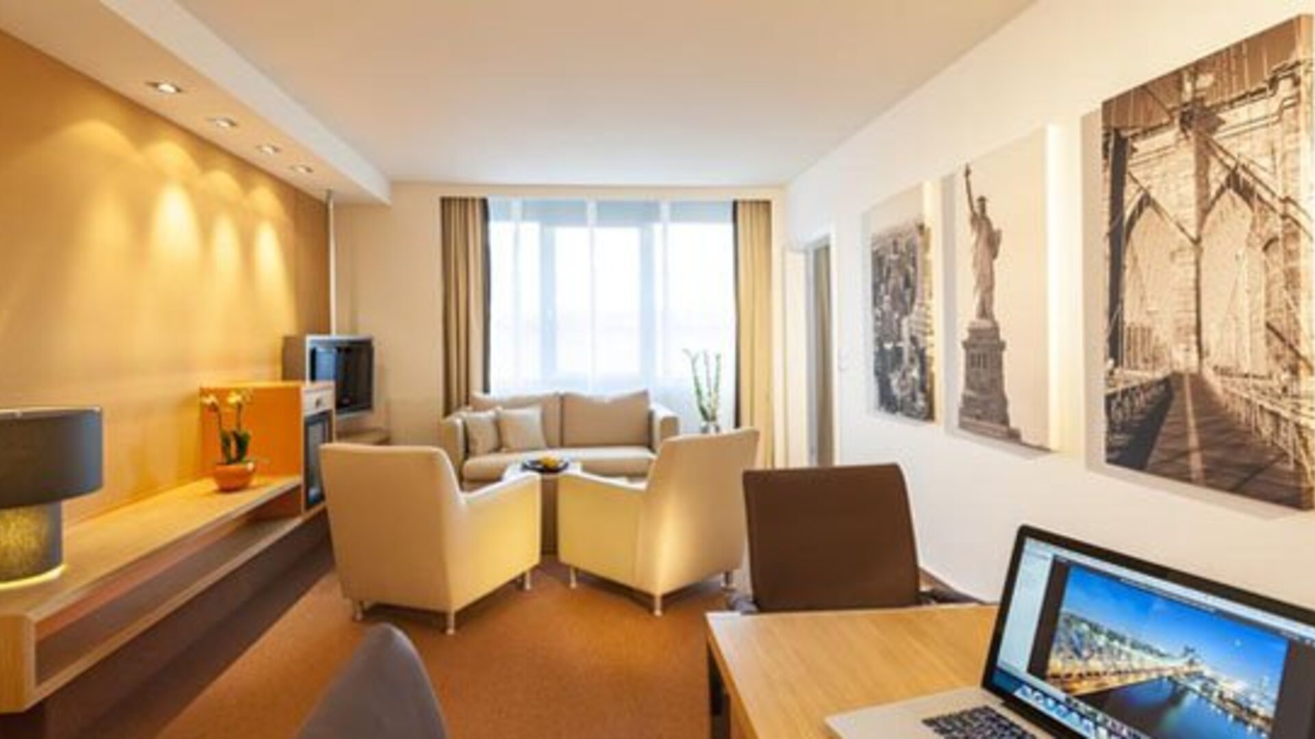 Hotel Dorint Main Taunus Zentrum Frankfurt-Sulzbach