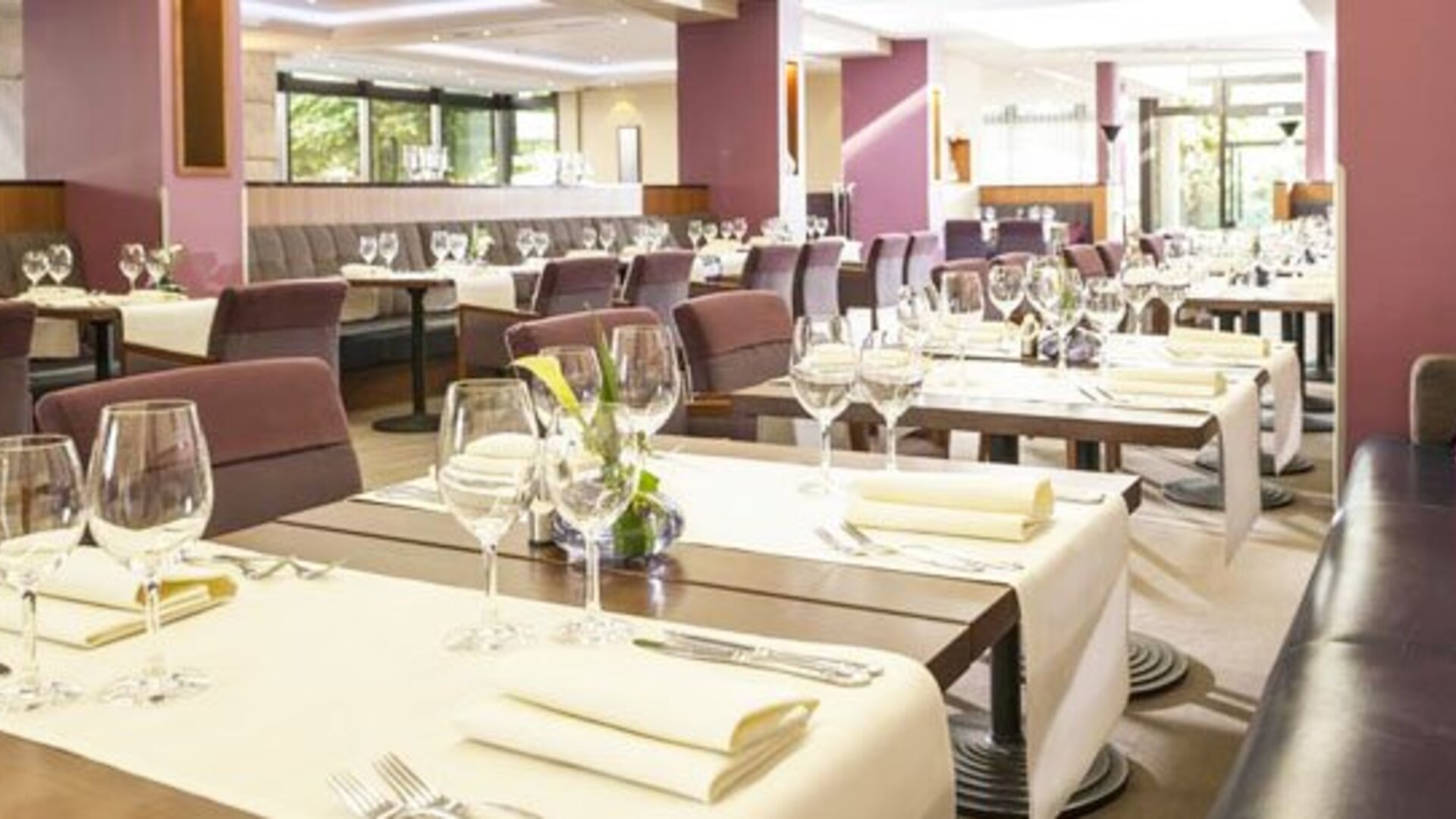 Hotel Dorint Main Taunus Zentrum Frankfurt-Sulzbach