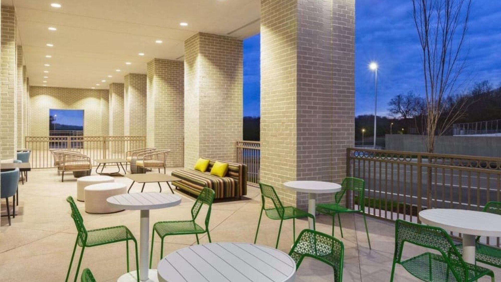 Outdoor seating area at Hilton Garden Inn Nashville West End Avenue.