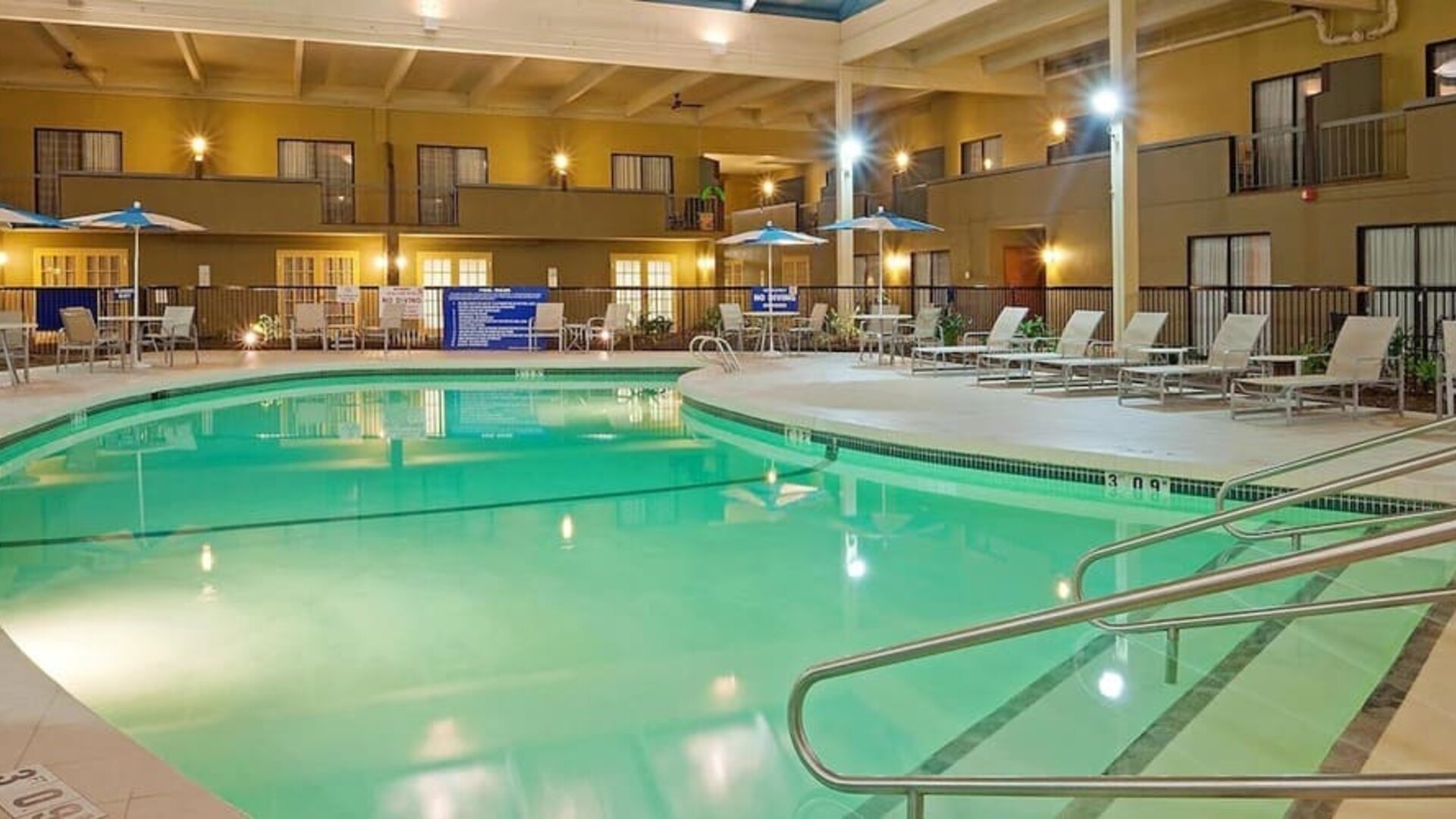 Indoor pool at EnVision Hotel And Conference Center Mansfield Foxboro.