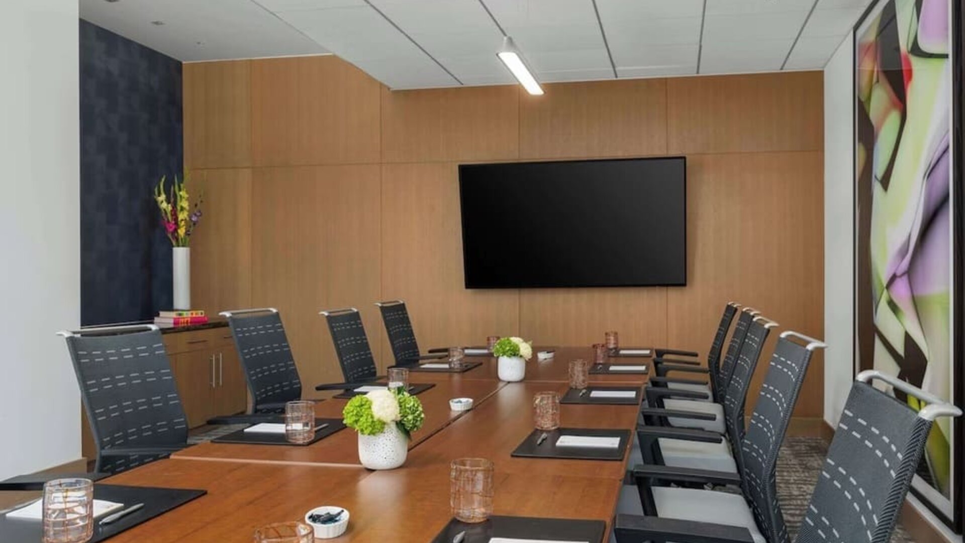 Professional meeting room at The Art Hotel Denver.