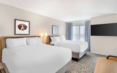 Day use twin room at Sonesta ES Suites San Antonio Downtown Alamo Plaza.