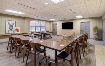 Professional meeting room at Sonesta ES Suites San Antonio Downtown Alamo Plaza.