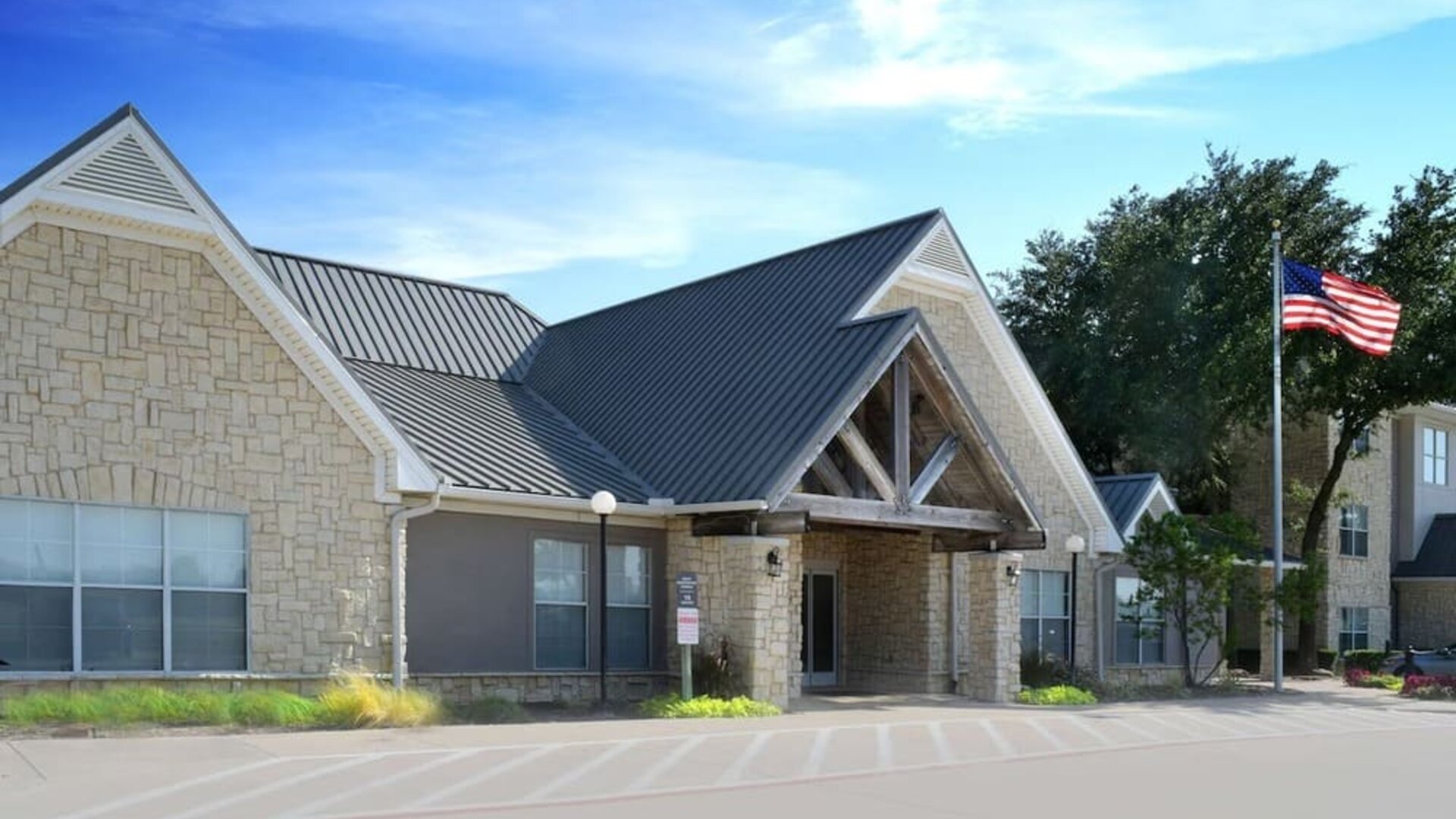 Entrance at Sonesta ES Suites Fort Worth Fossil Creek.