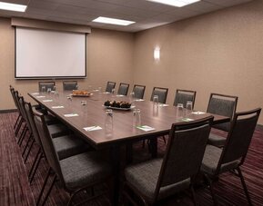 Professional meeting room at Sonesta Select Phoenix Camelback.
