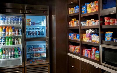 Convenience store at Sonesta Select Indianapolis Carmel.