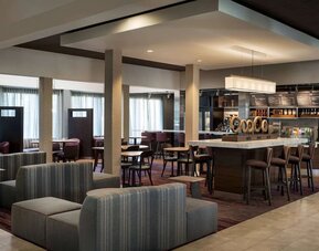 Dining area at Sonesta Select Los Angeles LAX El Segundo.
