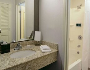 Private guest bathroom at Sonesta Select Kansas City South Overland Park.