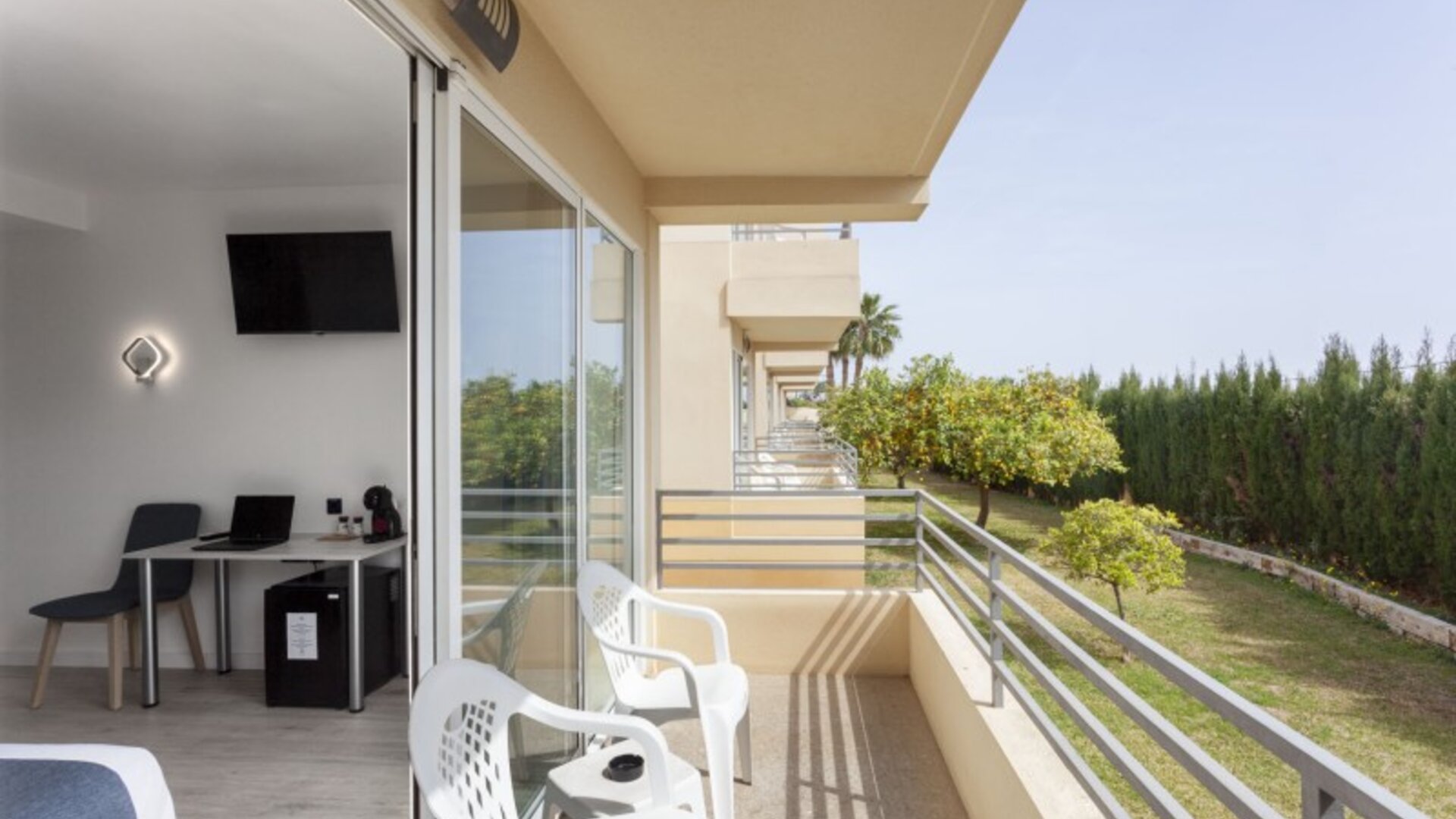 Hospedium Hotel Abril