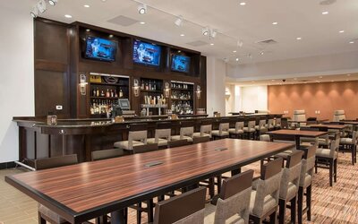 Hotel bar perfect for coworking at DoubleTree By Hilton Grand Rapids Airport.