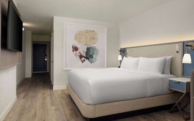 King bed at Sonesta White Plains Downtown.