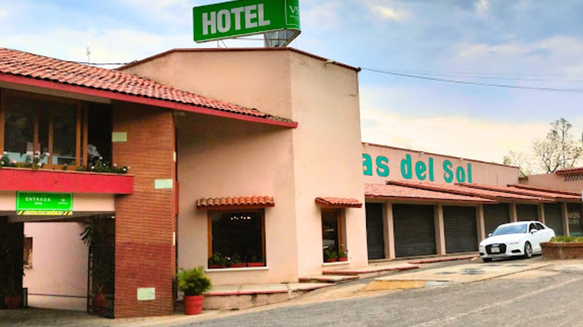 Villas del Sol Hotel