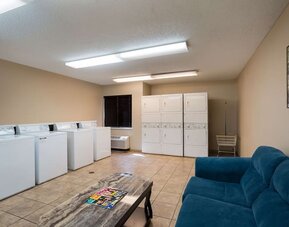 Laundry service is available for guests at Sonesta Simply Suites Des Moines.