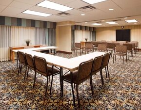 Professional meeting room at Sonesta ES Suites Atlanta - Perimeter Center.