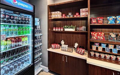 Convenience store at Sonesta Atlanta Airport South.