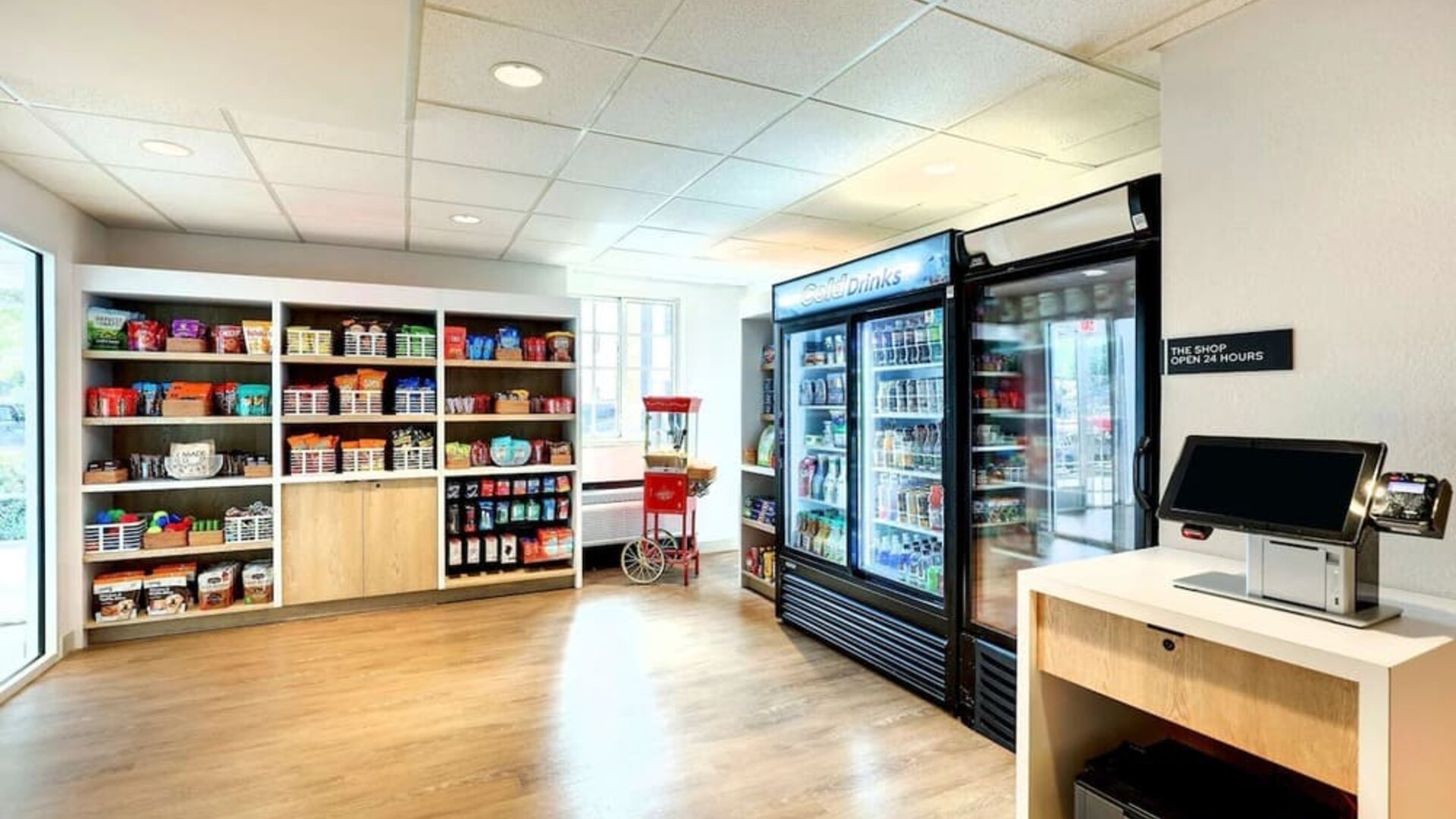 Convenience store at Sonesta Simply Suites Miami Airport Doral.