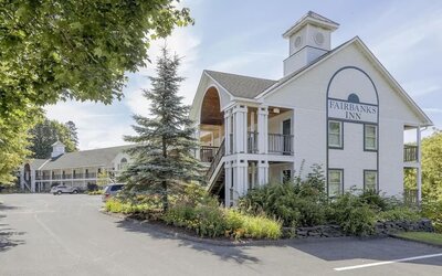 Hotel exterior at Fairbanks Inn.