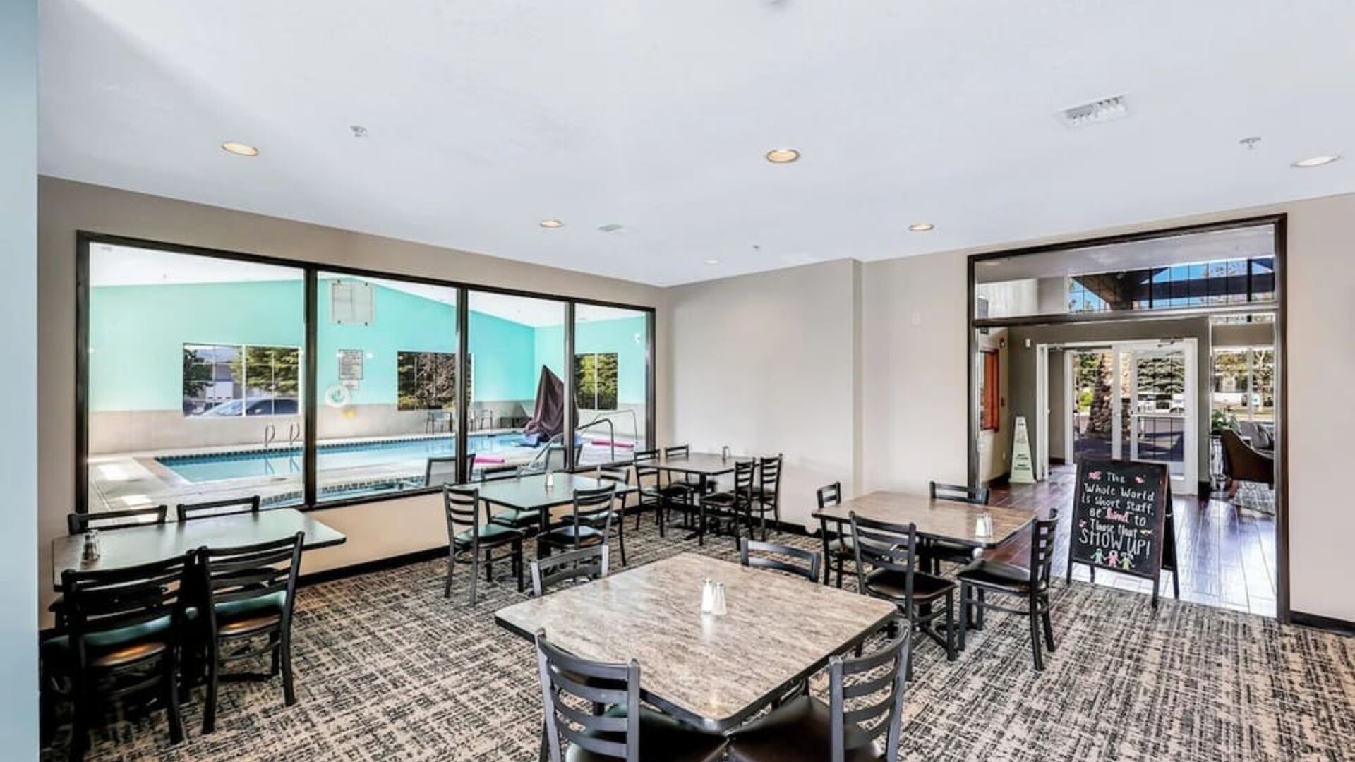 Dining room at Quality Inn & Suites Liberty Lake - Spokane Valley.