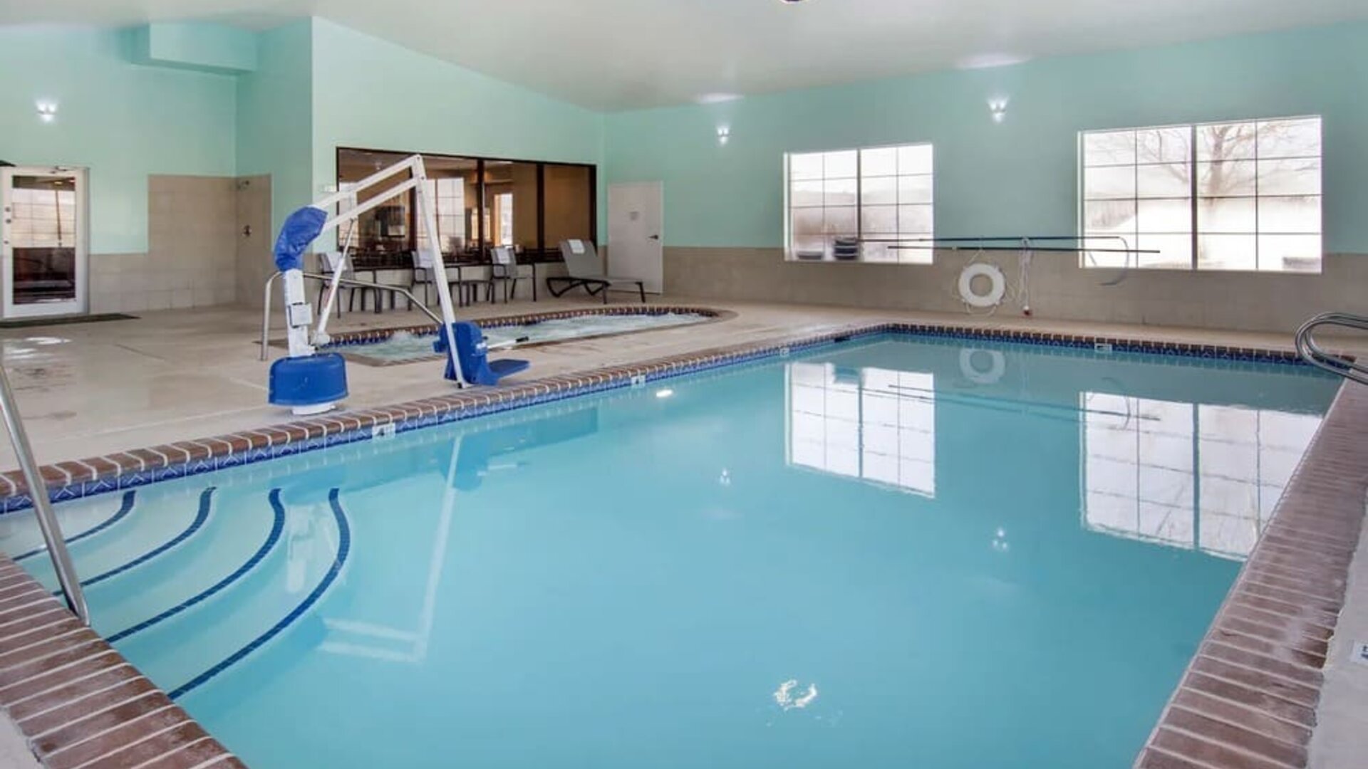 Indoor pool at Quality Inn & Suites Liberty Lake - Spokane Valley.