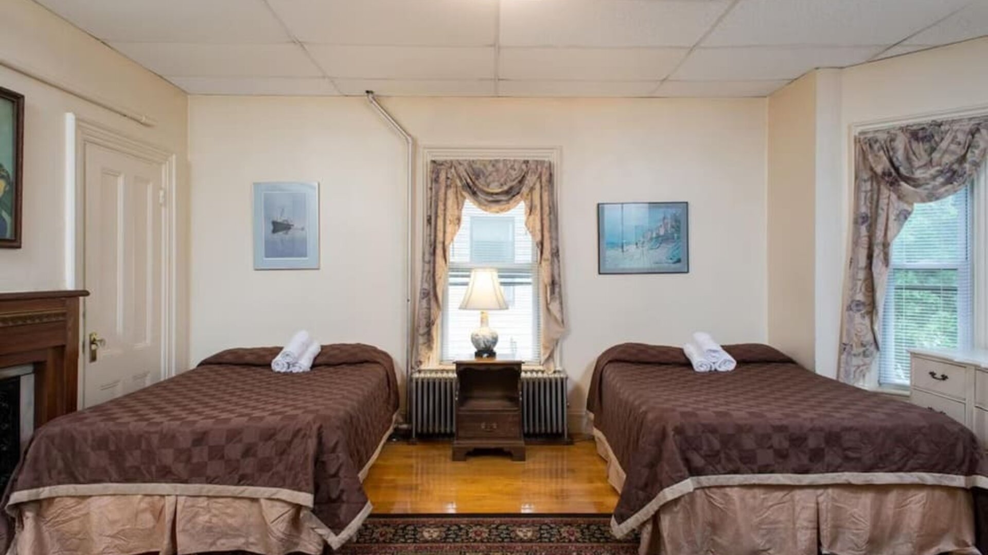 Bright and spacious day use twin room at The Farrington Inn.