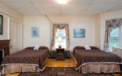 Bright and spacious day use twin room at The Farrington Inn.