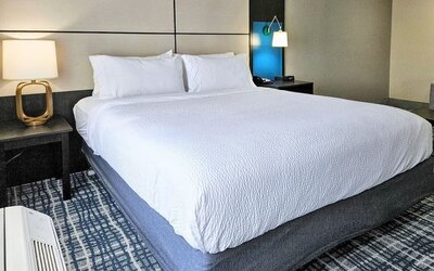 King bed at Holiday Inn Belcamp - Aberdeen Area.