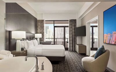 Day use room with tub and balcony at Hilton San Francisco Financial District.