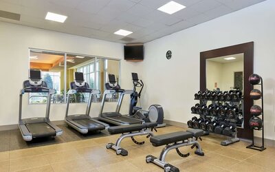 Fitness center at Embassy Suites By Hilton Hampton Convention Center.