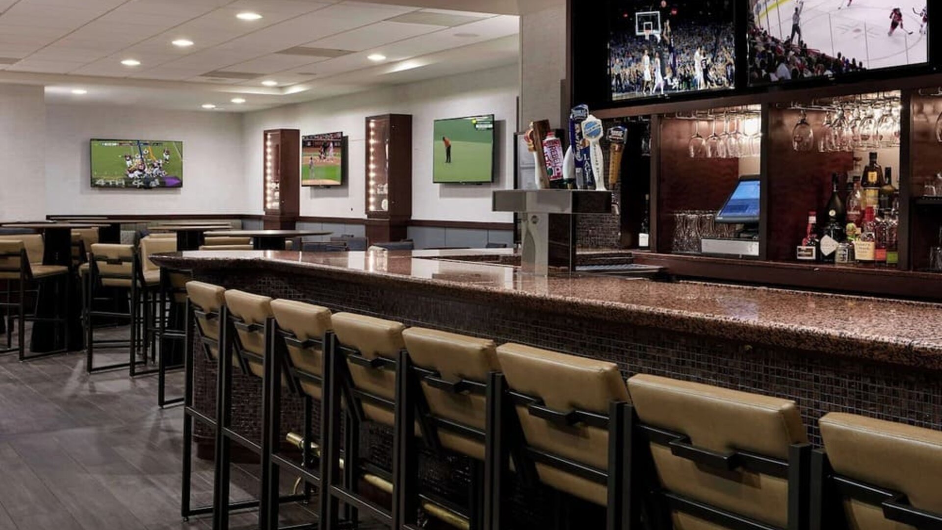 Hotel bar at Hilton Chicago O'Hare Airport.