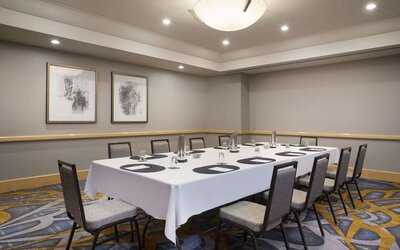 Meeting room at New York Hilton Midtown.