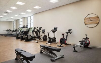 Fully-equipped fitness center at Hilton Charlotte Airport.
