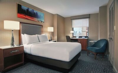 Day use room with work desk at Hilton Chicago.