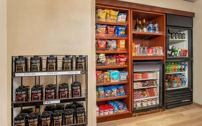 Convenience store at Sonesta ES Suites Baltimore BWI Airport.