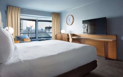 Day use room with work desk at New York Hilton Midtown.