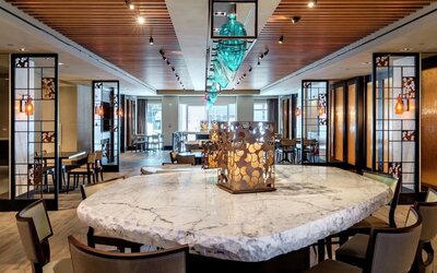 Dining area at New York Hilton Midtown..