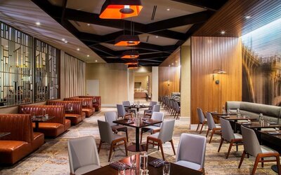 On-site restaurant at Hilton Minneapolis.