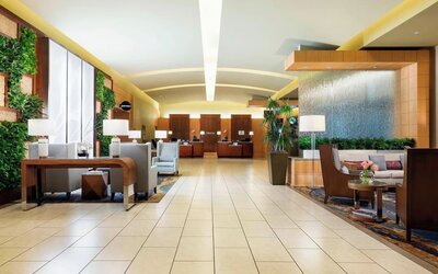 Lobby and coworking lounge at The Westin Arlington Gateway.