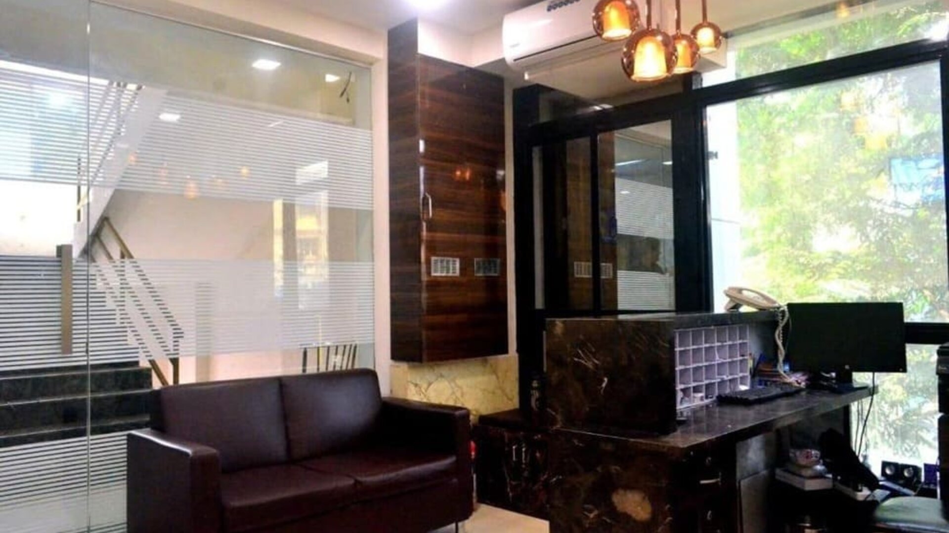 Lobby seating at THE BEST HOTEL MUMBAI.