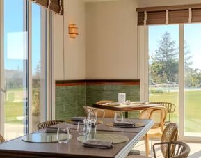 Dining area at Terradamari Resort & Spa Marina Di Modica.