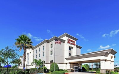Hotel exterior at Hampton Inn & Suites Houston-Bush Intercontinental Aprt.
