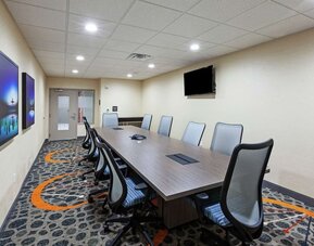 Meeting room at Hampton Inn & Suites Houston-Bush Intercontinental Aprt.