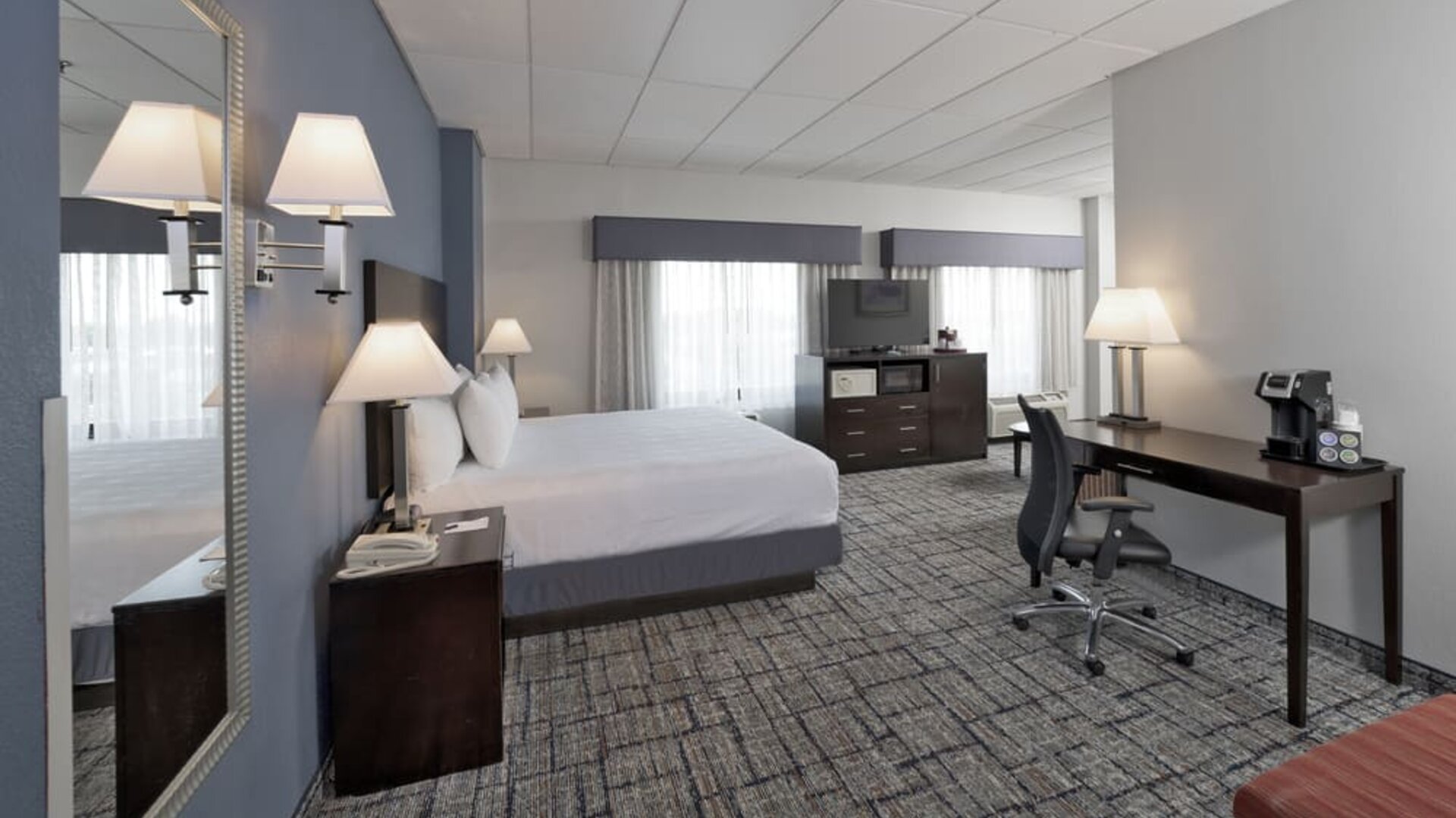 Day room at Best Western Plus Hotel & Conference Center.