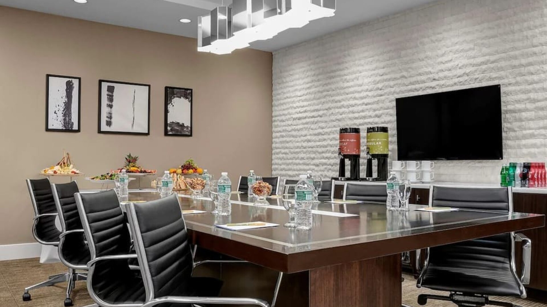 Professional meeting room at Hilton Garden Inn New York/Times Square Central.