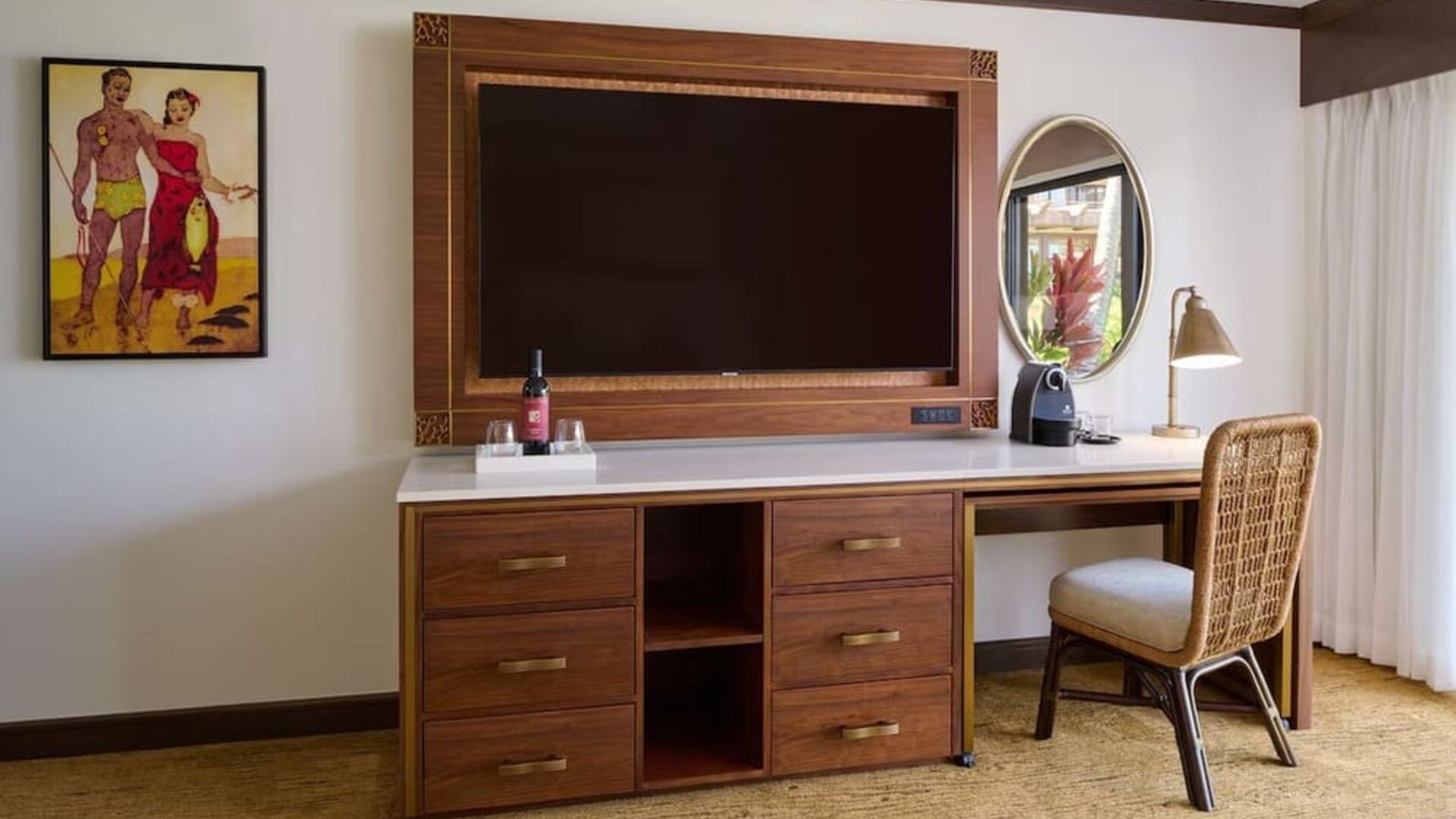 Day use room's workspace at Ko'a Kea Resort On Po`ipu Beach.