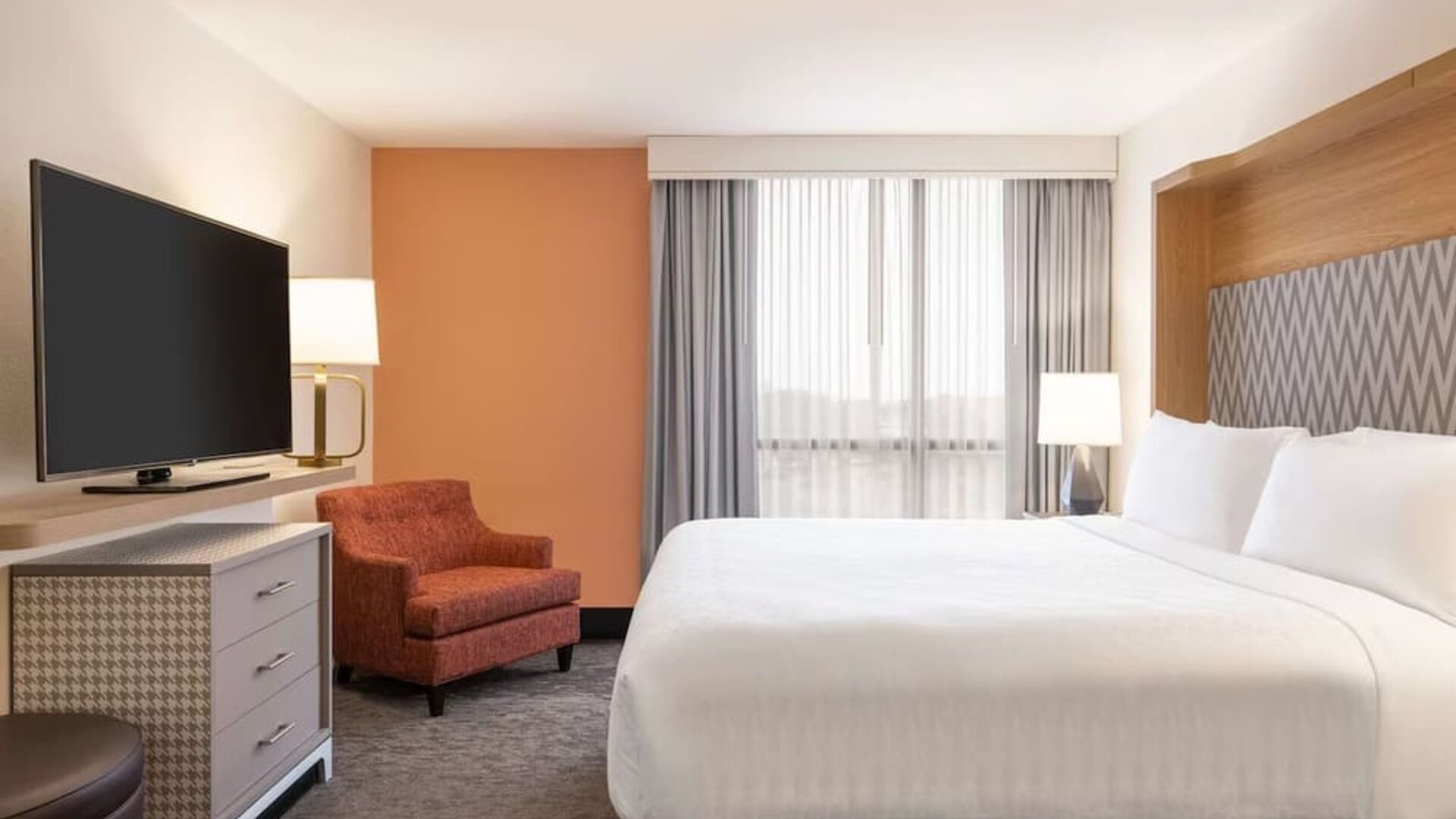 King room at DoubleTree By Hilton Fort Worth South.