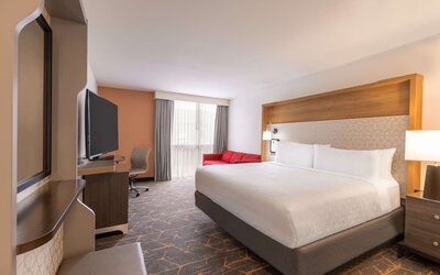 King room at DoubleTree By Hilton Fort Worth South.