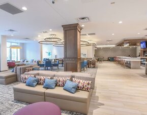 Lobby lounge at Hilton Garden Inn Cincinnati Midtown.