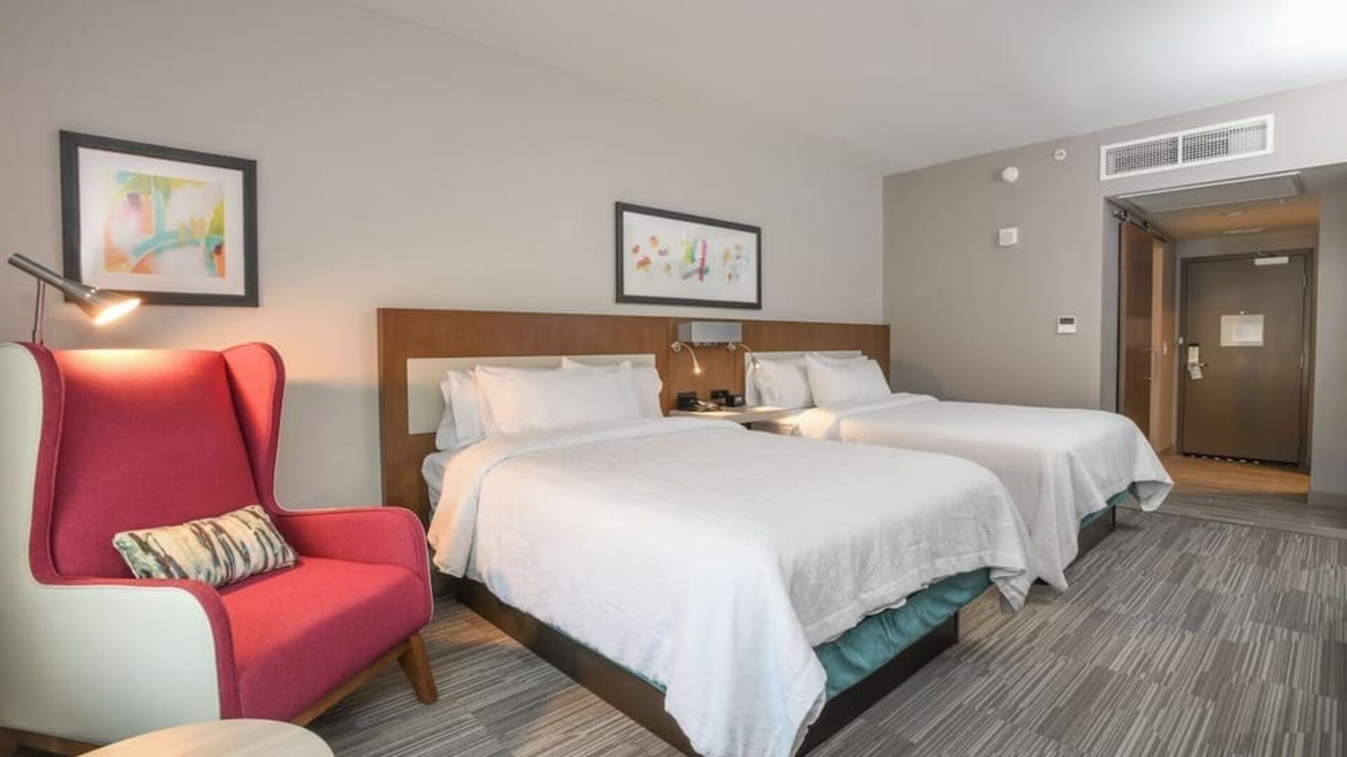 Day use twin room at Hilton Garden Inn Cincinnati Midtown.